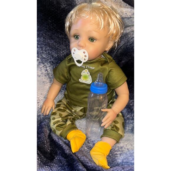 Paradise Galleries Reborn Baby Boy "Frog Prince" + TONS of Extras (NWT) - Picture 3 of 11
